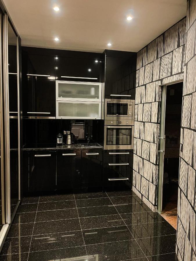Apartment Lupacova Прага Экстерьер фото